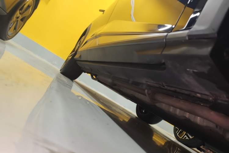 Used Deepal S07 2023 200Max Range-Extended Version Right Side Sill