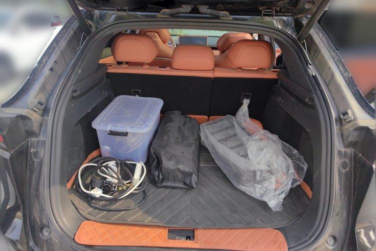 Used Deepal S07 2023 200Max Range-Extended Version Trunk