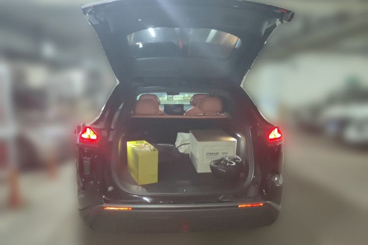 Used Deepal S07 2023 200Max Range-Extended Version Trunk