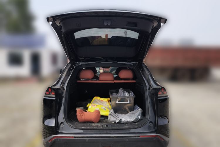 Used Deepal S07 2023 200Max Range-Extended Version Trunk