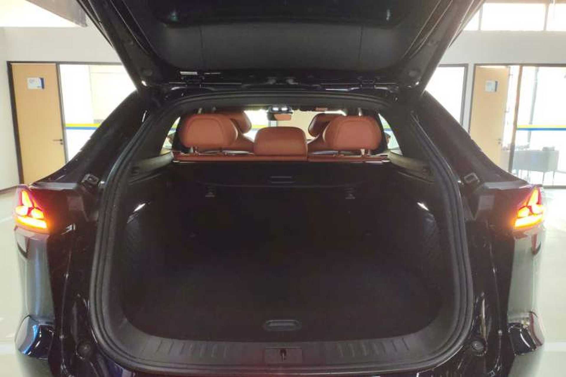 Used Deepal S07 2023 200Max Range-Extended Version Trunk
