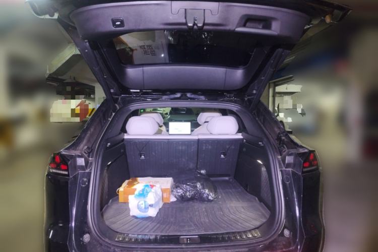 Used Deepal S07 2023 200Max Range-Extended Version Trunk