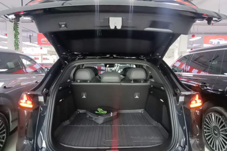 Used Deepal S07 2023 121Max Range-Extended Version Trunk