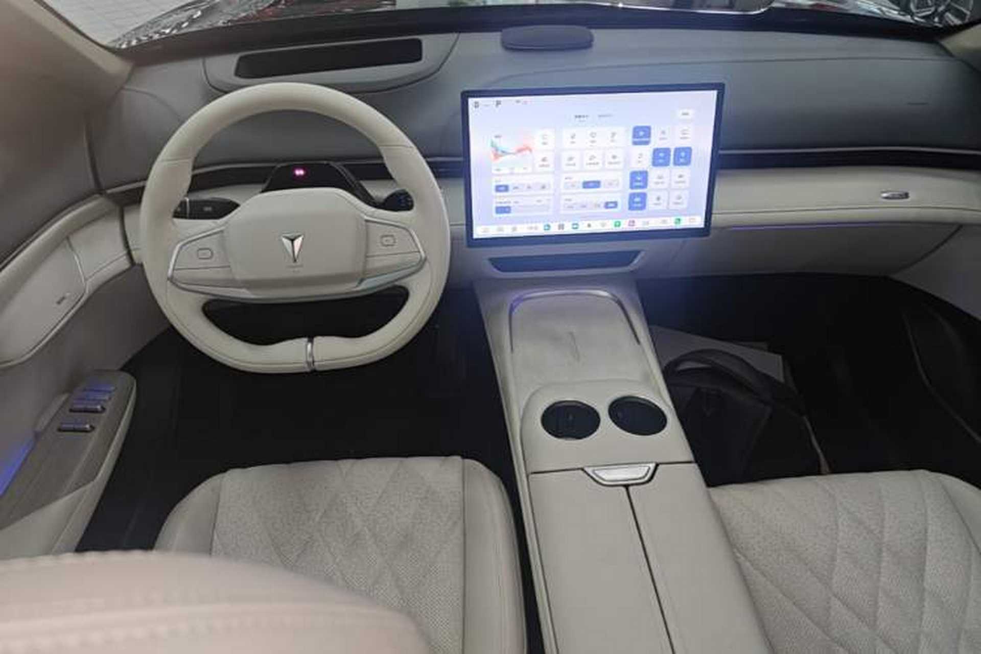 Used Deepal S07 2023 S7i 620Max All-Electric Version Center Console