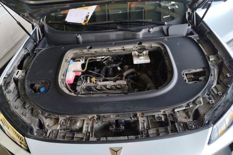 Used Deepal S07 2023 200Max Range-Extended Version Engine Bay