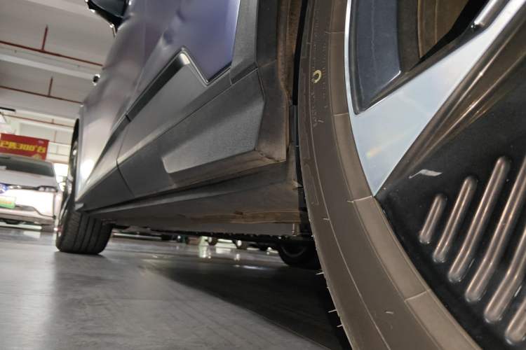 Used Deepal S07 2023 200Max Range-Extended Version Left Side Sill