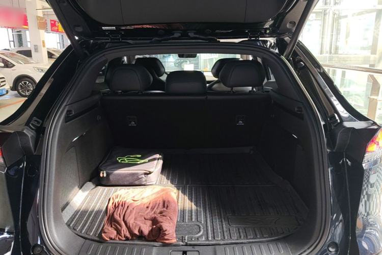 Used Deepal S07 2023 200Max Range-Extended Version Trunk