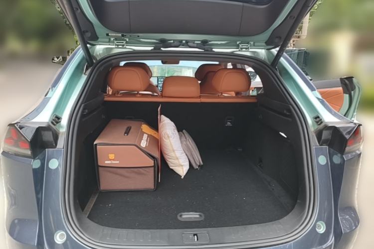 Used Deepal S07 2023 200Max Range-Extended Version Trunk