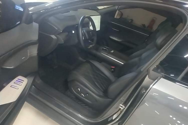 Used Deepal S07 2023 200Max Range-Extended Version Driver Seat