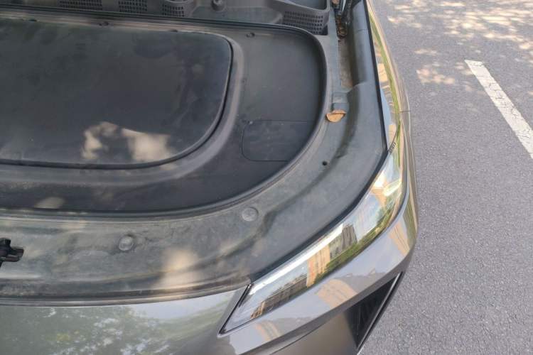 Used Deepal S07 2023 200Max Range-Extended Version Engine Bay Left