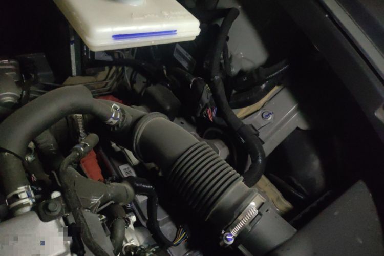 Used Deepal S07 2023 121Max Range-Extended Version Engine Bay Left