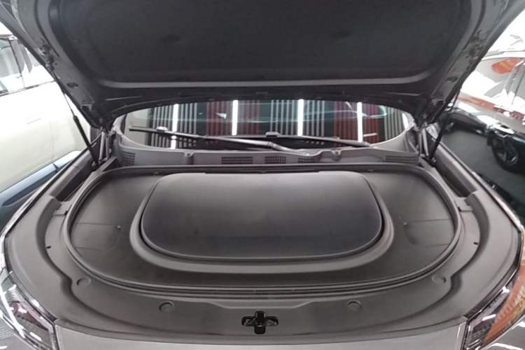 Used Deepal S07 2023 200Max Range-Extended Version Engine Bay