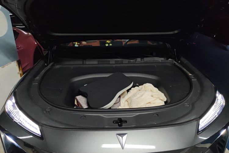 Used Deepal S07 2023 520Max Pure Electric Version Engine Bay