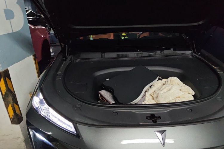 Used Deepal S07 2023 520Max Pure Electric Version Engine Bay Right