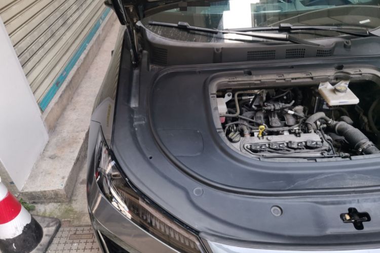 Used Deepal S07 2023 200Max Range-Extended Version Engine Bay Right