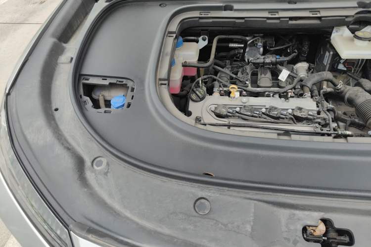 Used Deepal S07 2023 200Max Range-Extended Version Engine Bay Right