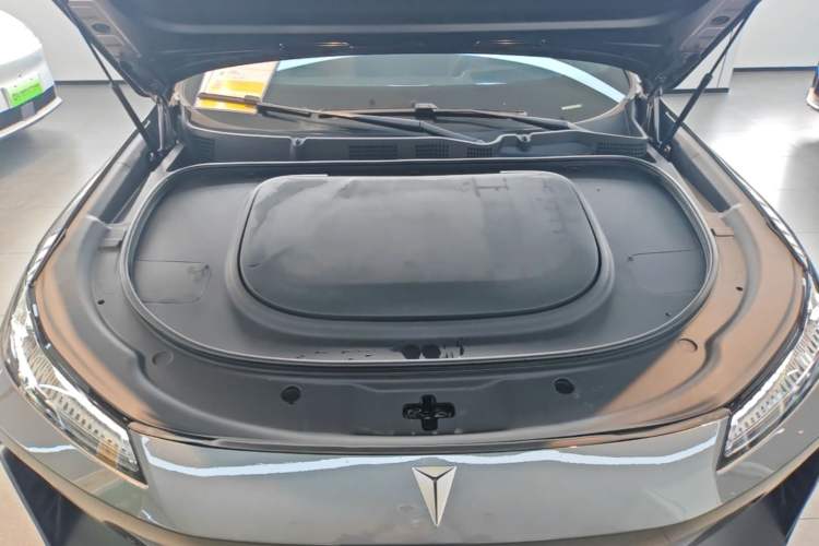 Used Deepal S07 2023 200Max Range-Extended Version Engine Bay