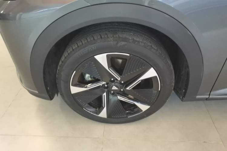 Used Deepal S07 2023 200Max Range-Extended Version Exterior 4