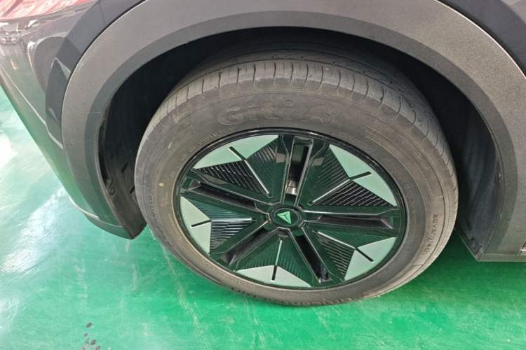 Used Deepal S07 2023 200Max Range-Extended Version Exterior 4