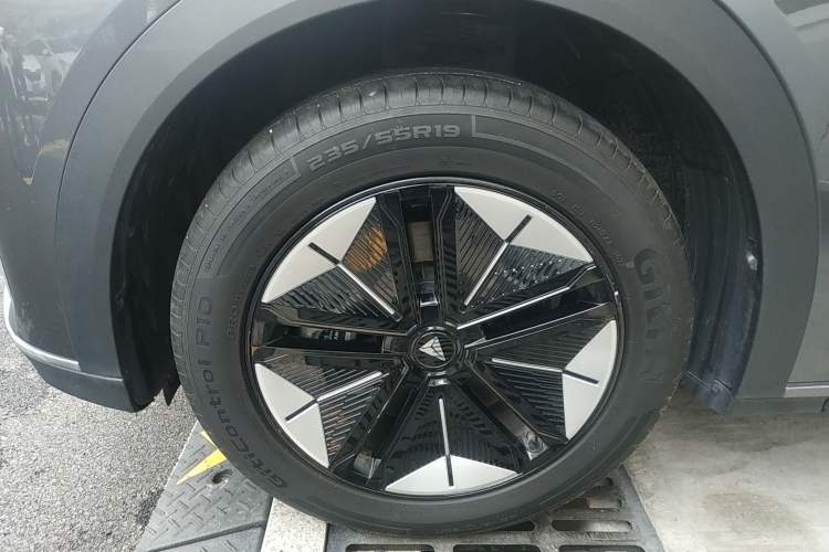 Used Deepal S07 2023 200Max Range-Extended Version Exterior 7