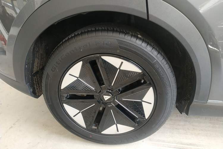 Used Deepal S07 2023 200Max Range-Extended Version Exterior 8