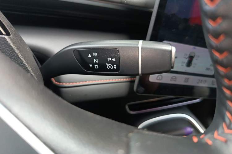 Used Deepal S07 2023 620Max Pure Electric Version Gear Lever