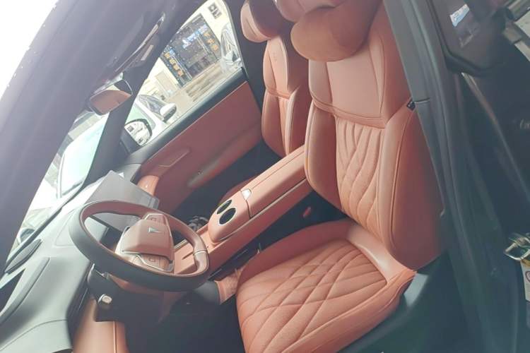 Used Deepal S07 2023 200Max Range-Extended Version Left Front Seat