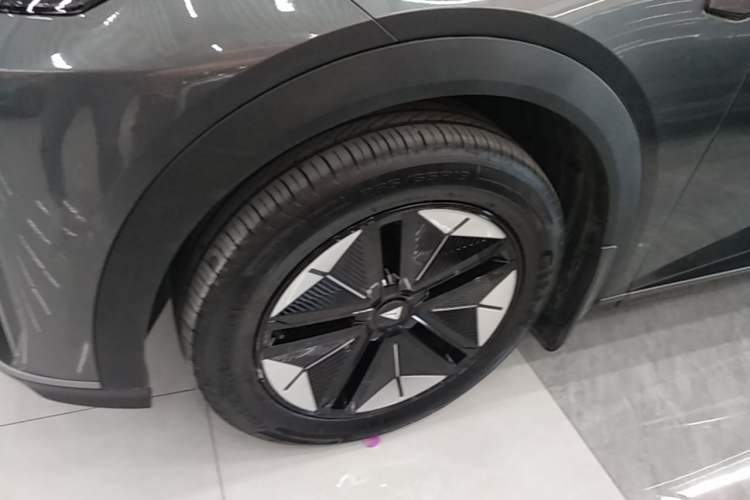 Used Deepal S07 2023 200Max Range-Extended Version Left Front Wheel Hub