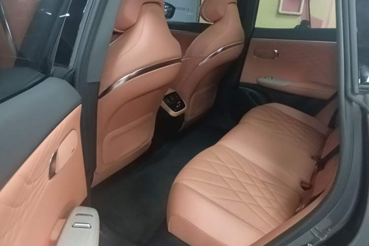 Used Deepal S07 2023 200Max Range-Extended Version Left Rear Seat