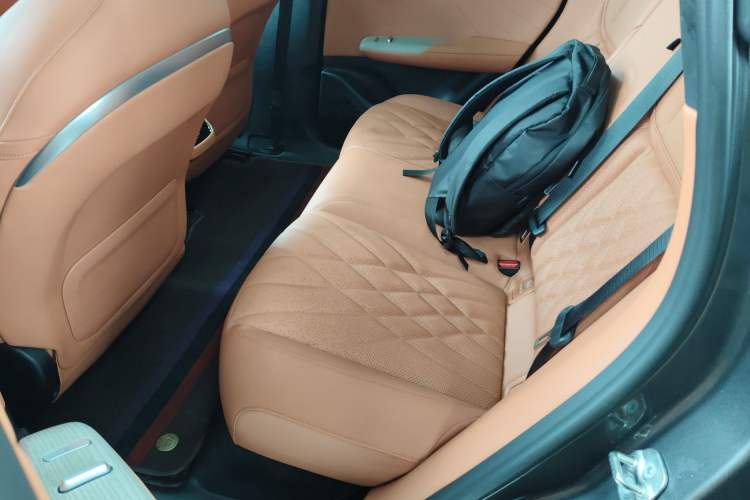 Used Deepal S07 2023 200Max Range-Extended Version Left Rear Seat