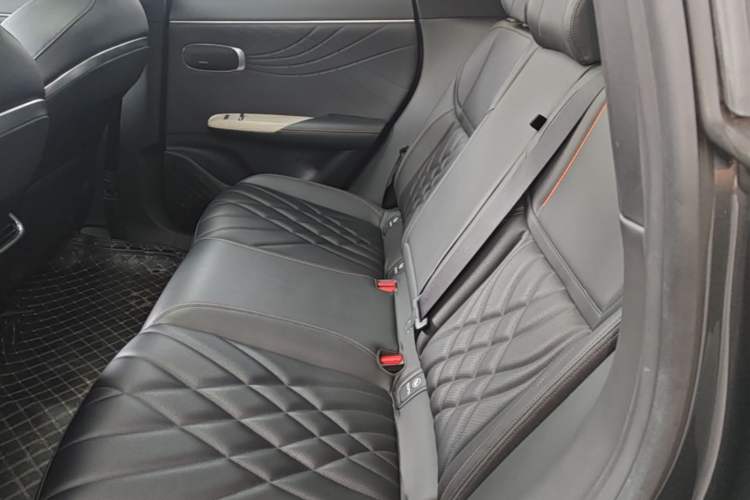 Used Deepal S07 2023 520Max Pure Electric Version Left Rear Seat