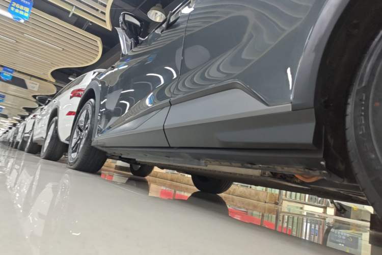 Used Deepal S07 2023 200Max Range-Extended Version Left Side Sill