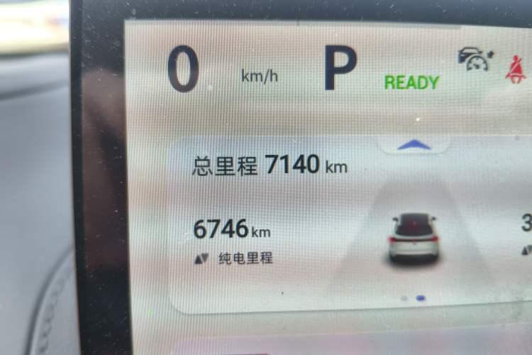 Used Deepal S07 2023 200Max Range-Extended Version Odometer Close Up