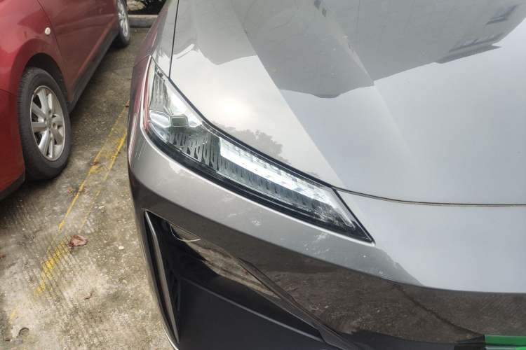 Used Deepal S07 2023 520Max Pure Electric Version Right Front Headlight