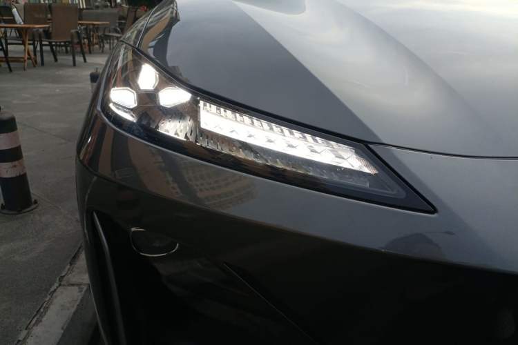 Used Deepal S07 2023 200Max Range-Extended Version Right Front Headlight