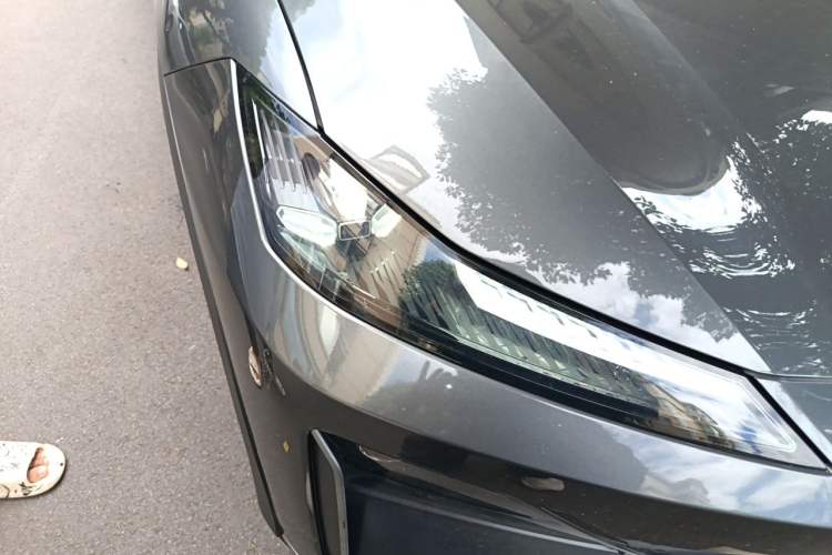 Used Deepal S07 2023 620Max Pure Electric Version Right Front Headlight