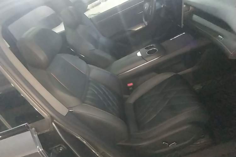 Used Deepal S07 2023 200Max Range-Extended Version Right Front Seat