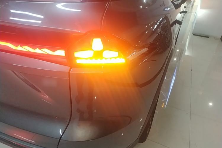 Used Deepal S07 2023 200Max Range-Extended Version Right Rear Taillight