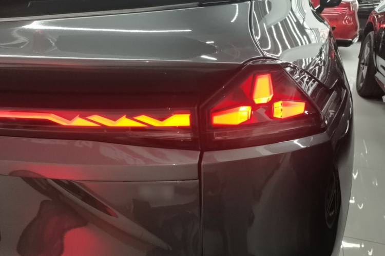 Used Deepal S07 2023 200Max Range-Extended Version Right Rear Taillight