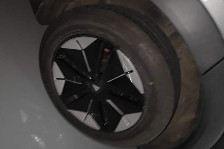 Used Deepal S07 2023 121Max Range-Extended Version Right Rear Wheel Hub
