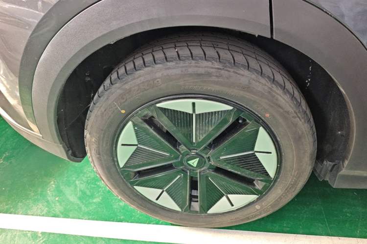 Used Deepal S07 2023 200Max Range-Extended Version Right Rear Wheel Hub
