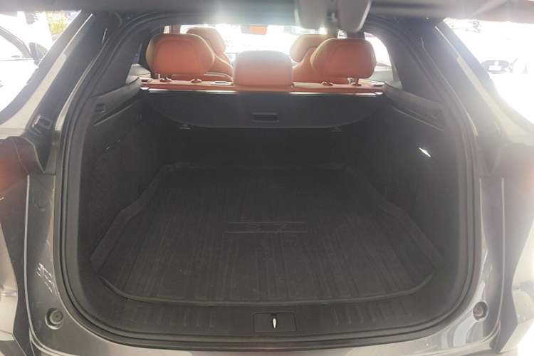 Used Deepal S07 2023 200Max Range-Extended Version Trunk