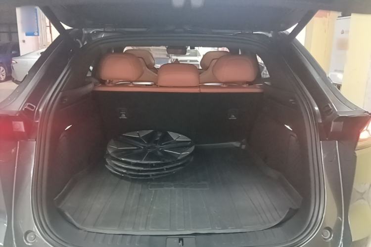 Used Deepal S07 2023 200Max Range-Extended Version Trunk