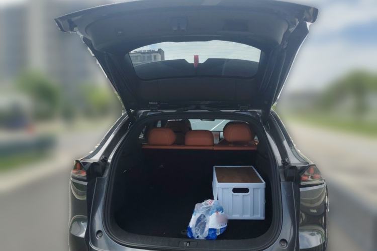 Used Deepal S07 2023 200Max Range-Extended Version Trunk