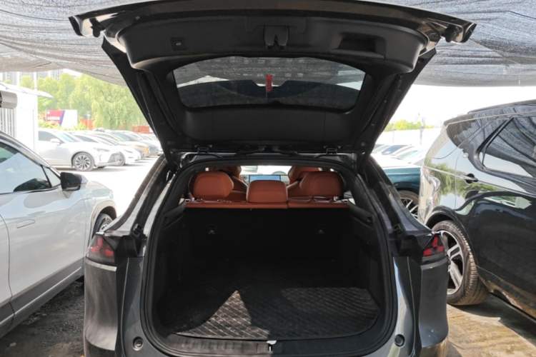 Used Deepal S07 2023 520Max Pure Electric Version Trunk