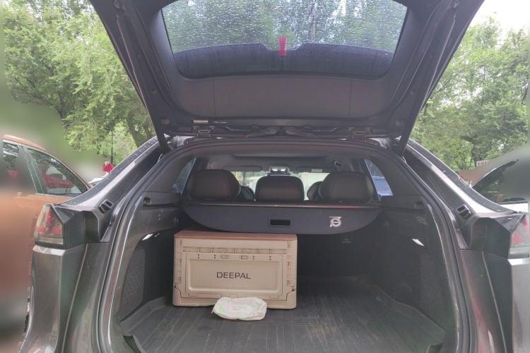 Used Deepal S07 2023 200Max Range-Extended Version Trunk