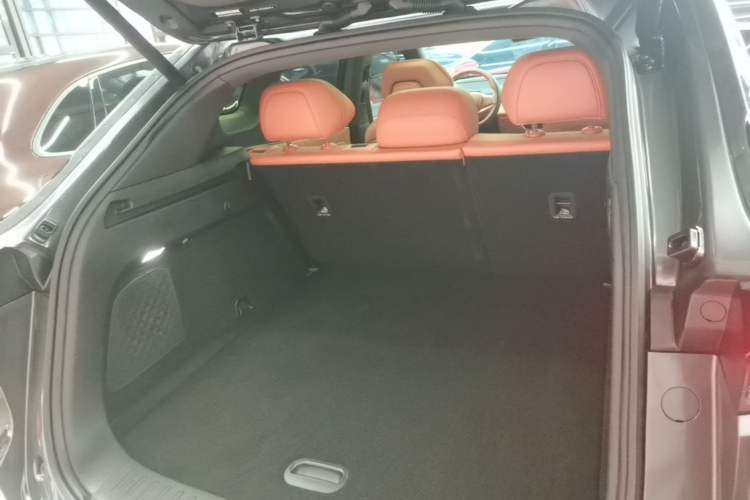 Used Deepal S07 2023 200Max Range-Extended Version Trunk