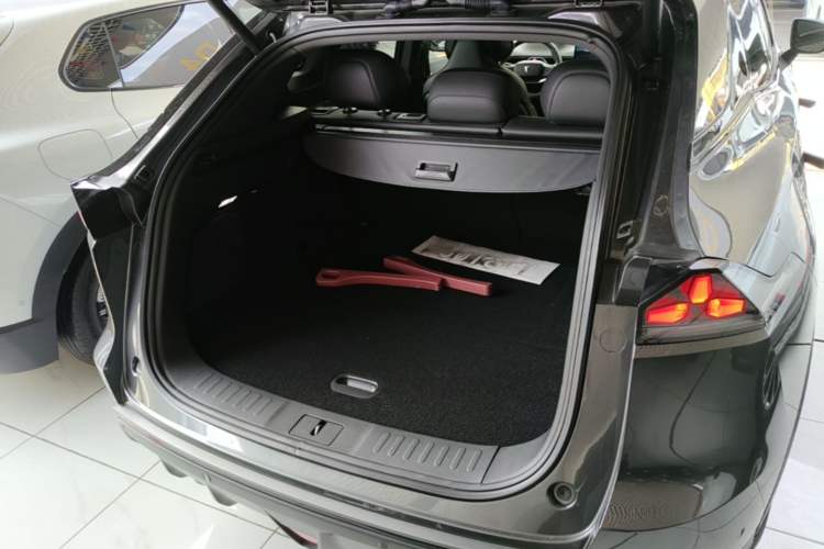 Used Deepal S07 2023 S7i 200Max Extended-Range Model Trunk