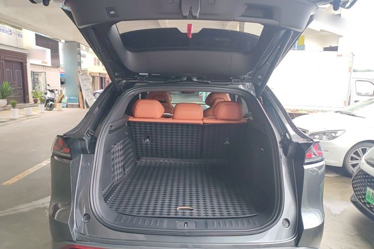 Used Deepal S07 2023 200Max Range-Extended Version Trunk