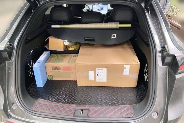 Used Deepal S07 2023 200Max Range-Extended Version Trunk